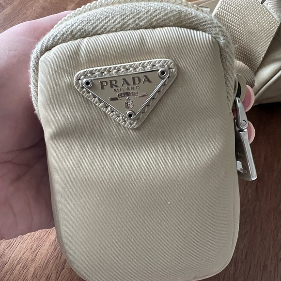 Prada Re-Nylon crossbody messenger bag - w/ receipt + authentication card - Picture 6 of 16
